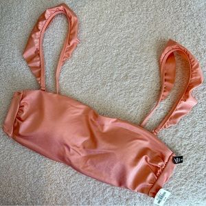 ✨NWT VSPink Bikini top✨